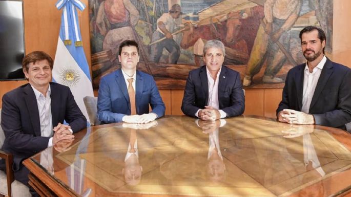Capitales privados de EEUU buscan invertir en una central nuclear argentina 
