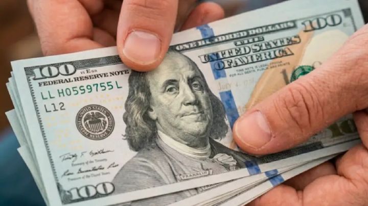 El dólar oficial subió y cumplió su tercera semana consecutiva en alza