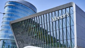 Moody’s mejoró la calificación de la Argentina