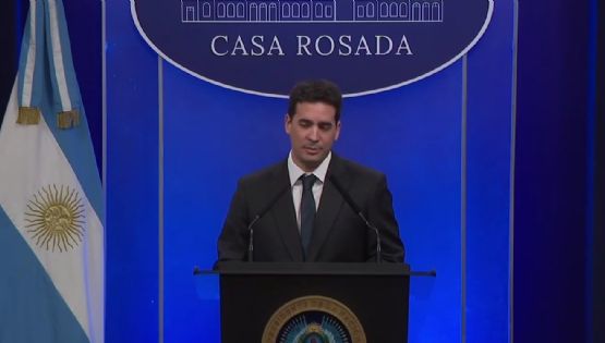 Según el Gobierno, en junio se inició una recomposición salarial  