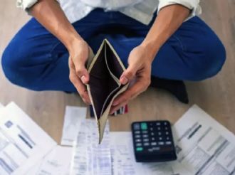 Registraron un fuerte aumento de morosidad en las familias argentinas