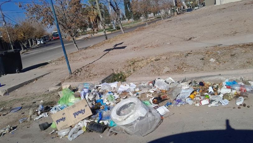 Malestar en Guaymallén: vecinos de un barrio recién entregado denuncian abandono municipal