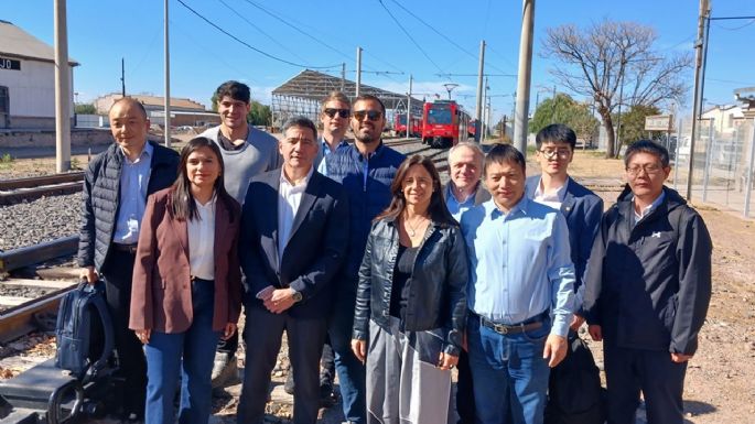 Trenes chinos: representantes de CRRC Tangshan recorrieron obras ferroviarias en Mendoza