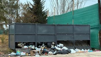 Vecinos denuncian acumulación crónica de basura sobre la calle Terrada