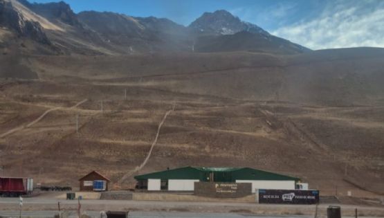 Pese a la ola polar, Penitentes arranca las vacaciones sin nieve
