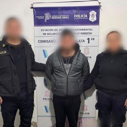 “No me importa lo que vos quieras”: los videos del cuidador detenido por maltratar a ancianos 