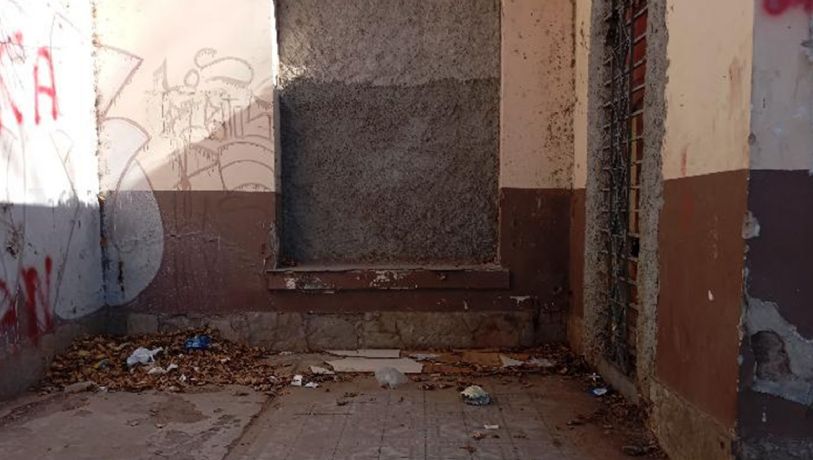Una casa abandonada genera alarma entre los vecinos de la avenida San Martín