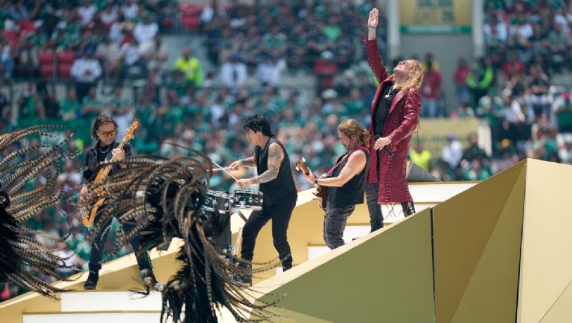 Acusan a Maná de “mufar” a la Selección de México con su show de medio tiempo