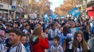 Foto iliustrativa de  Miles de mendocinos celebraron el triunfo de Argentina en el Centro 