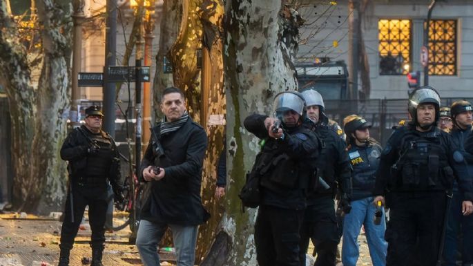 Identificaron al comisario de civil que disparó contra la gente en el Congreso 