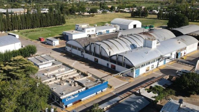 Primero se apagó la fábrica, después preguntamos por qué (y otra vez llegamos tarde)