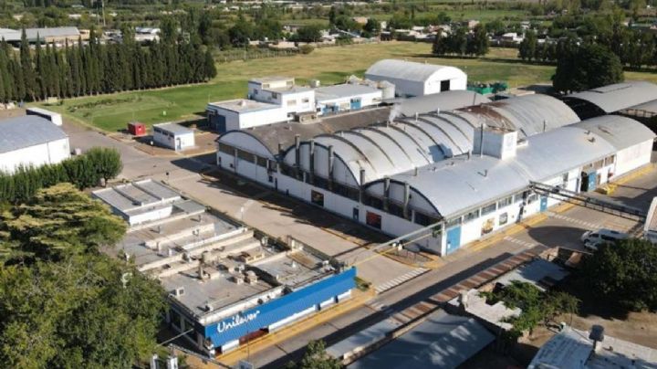 Primero se apagó la fábrica, después preguntamos por qué (y otra vez llegamos tarde)