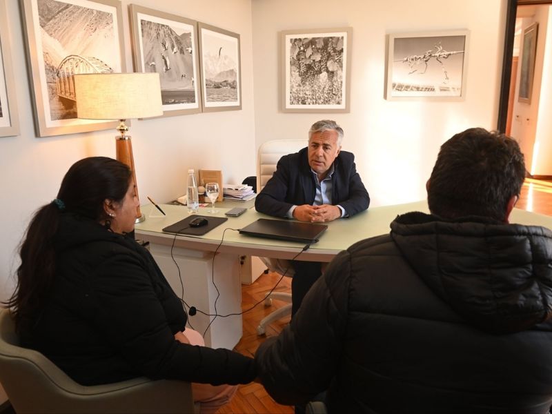 Tras reunirse con los Villouta, Cornejo propondrá acortar los plazos de la Corte