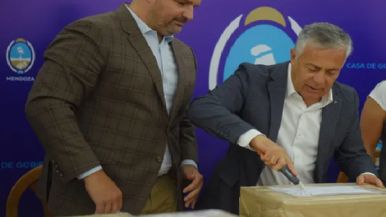 Foto iliustrativa de  El Subsecretario de Energía y Minería le gano un juicio millonario a YPF