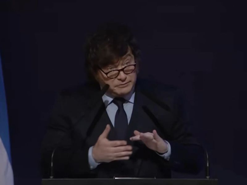 Milei festejó la inflación mayorista, prometió un recital y apuntó contra el aborto 