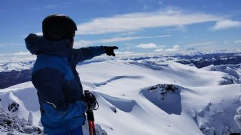 Un guía de montaña denunció que un austriaco le negó el paso en un cerro de Neuquén 