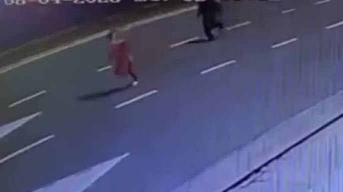 Un nuevo video muestra a Facundo Moyano corriendo detrás de Candela Arizaga