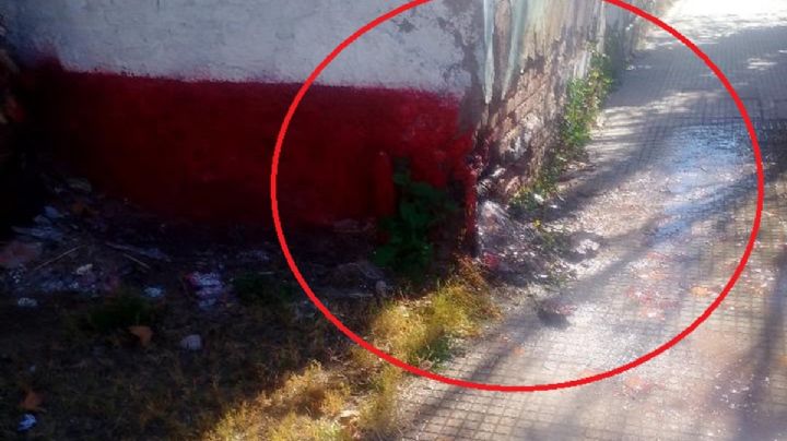 Una fuga de agua inunda la vereda de Boulogne Sur Mer y genera indignación