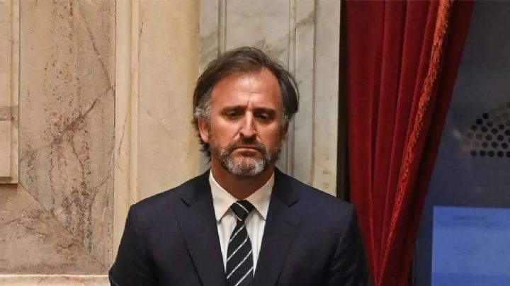 Un senador de LLA tiene una empresa que gestiona ventas de tierras a extranjeros
